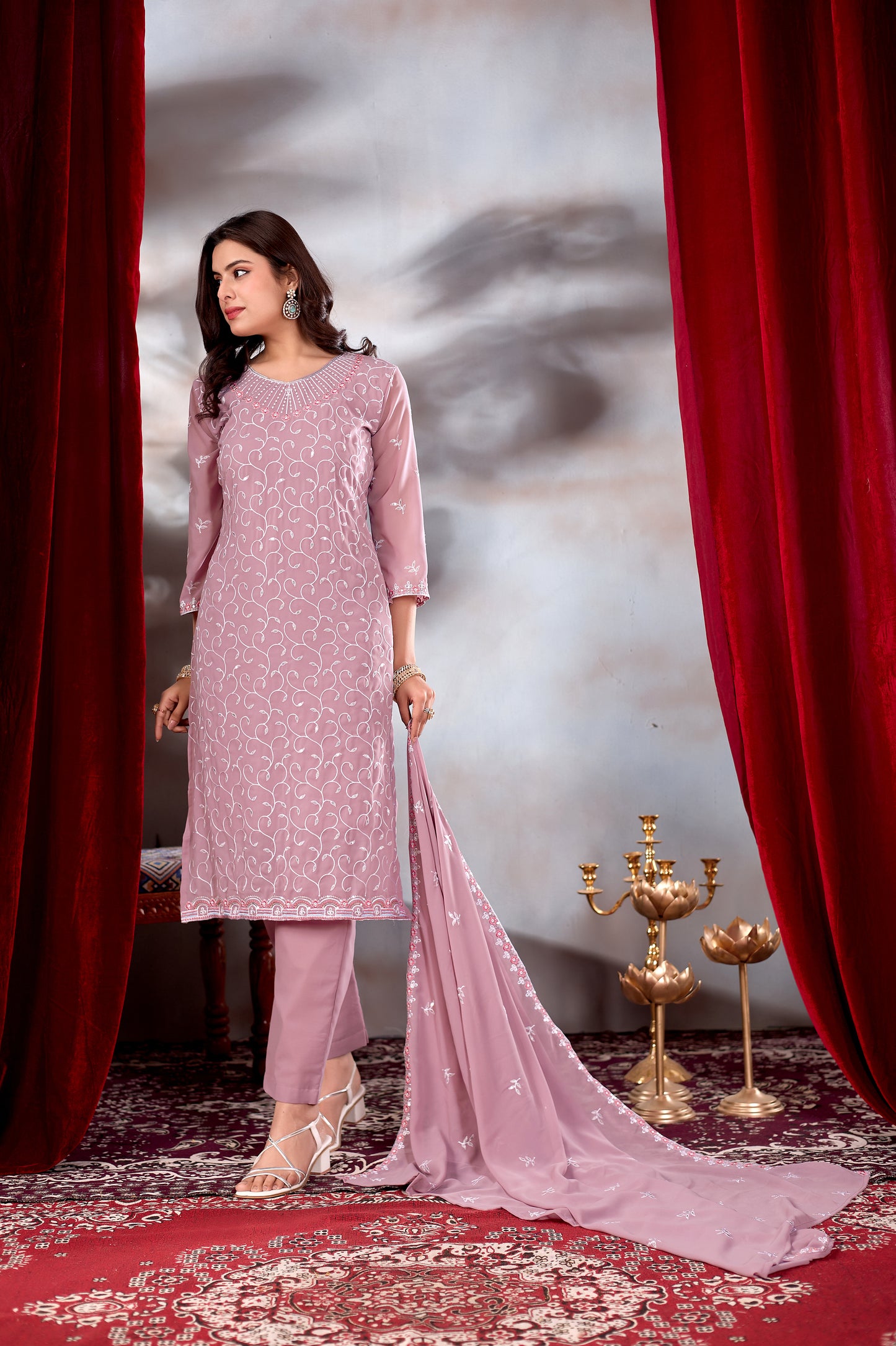 Light purple Stylish Suit for women