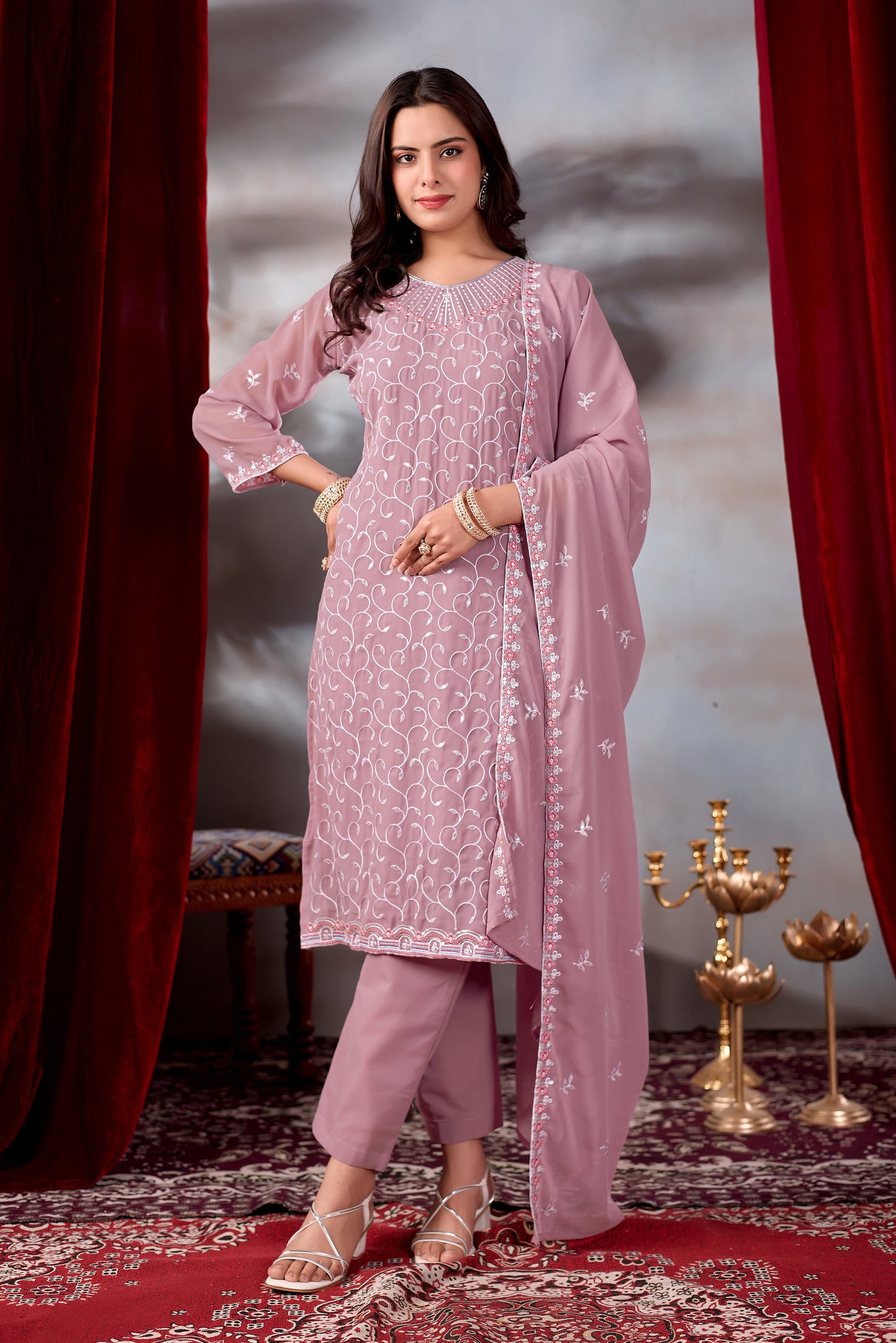 Light purple Stylish Suit for women